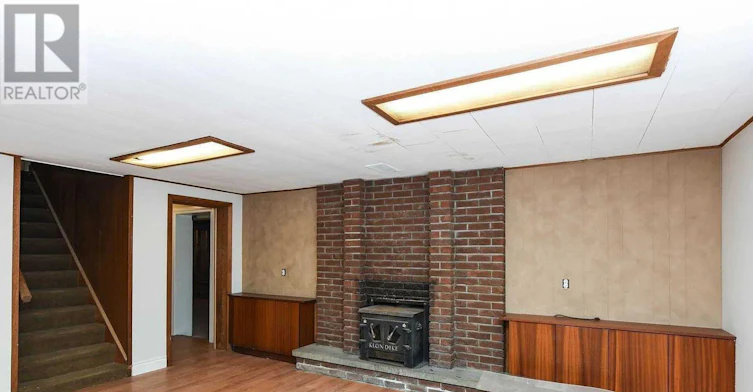 90 Centre Avenue N, Toronto, ON, M2M 2L6 - 23