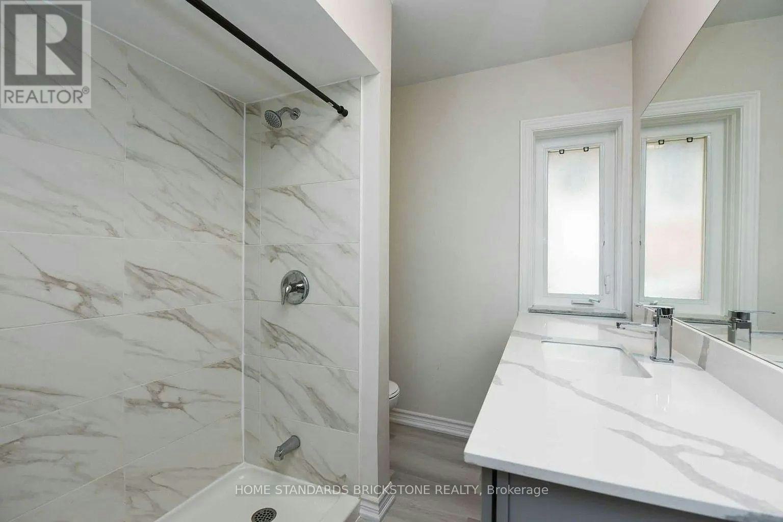 90 Centre Avenue N, Toronto, ON, M2M 2L6 - 20