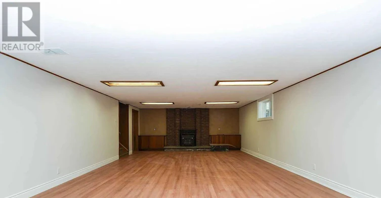 90 Centre Avenue N, Toronto, ON, M2M 2L6 - 27