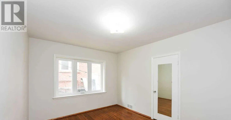 90 Centre Avenue N, Toronto, ON, M2M 2L6 - 11