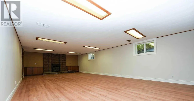 90 Centre Avenue N, Toronto, ON, M2M 2L6 - 28
