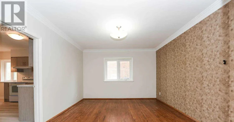 90 Centre Avenue N, Toronto, ON, M2M 2L6 - 14