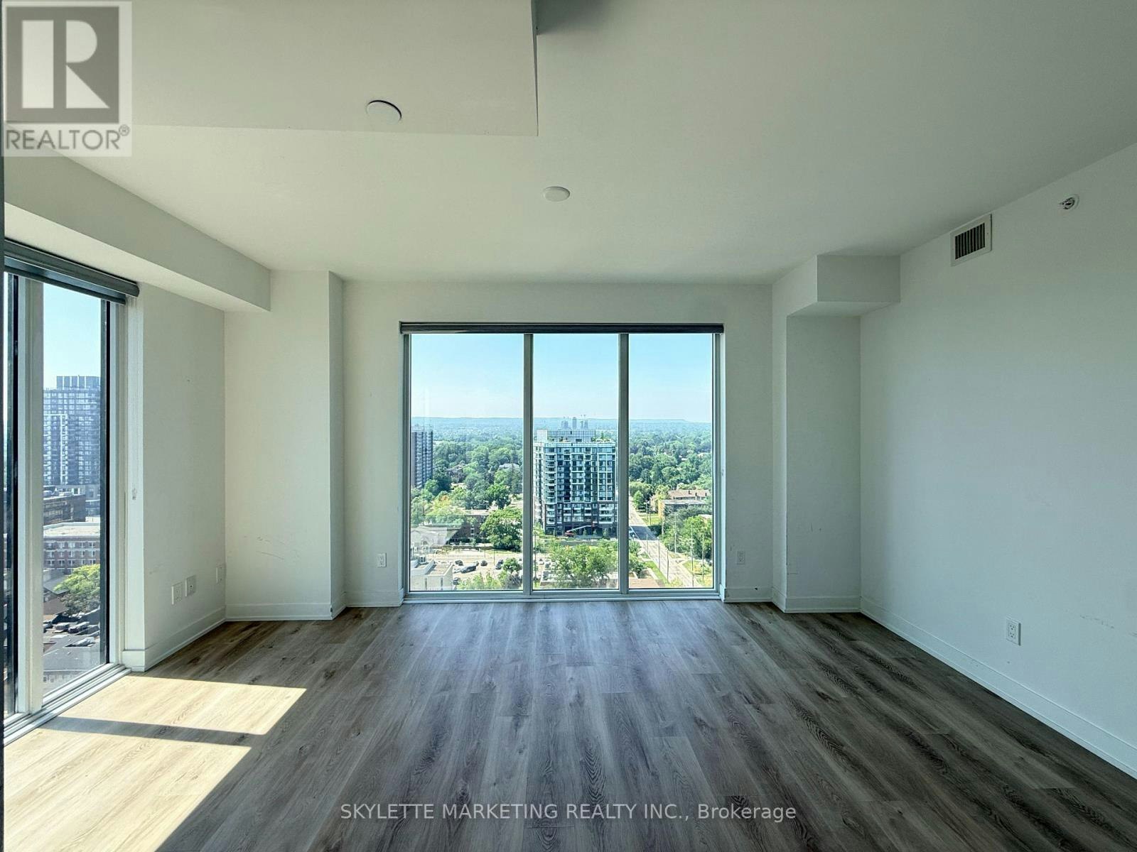 1810-370 Martha Street, Burlington, ON, L7R 0G9 - 8