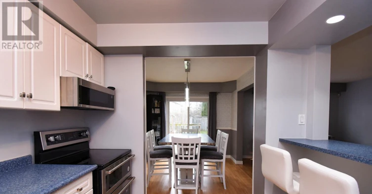 48 Newport Drive, Cambridge, ON, N3H 5P7 - 9