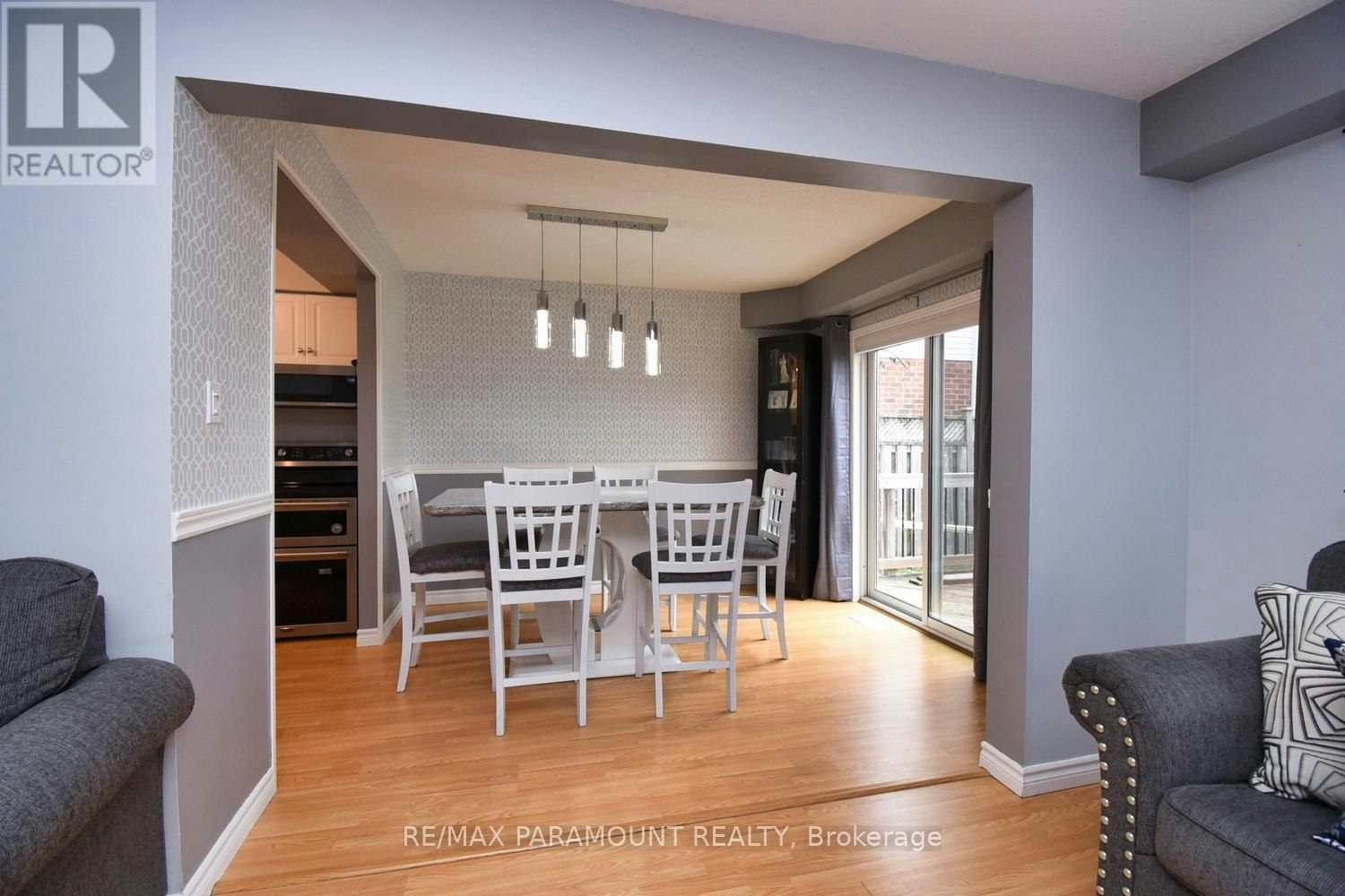 48 Newport Drive, Cambridge, ON, N3H 5P7 - 6