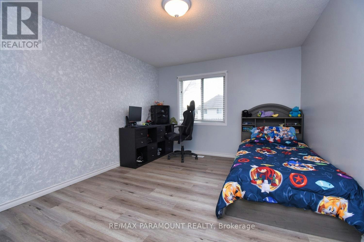 48 Newport Drive, Cambridge, ON, N3H 5P7 - 14