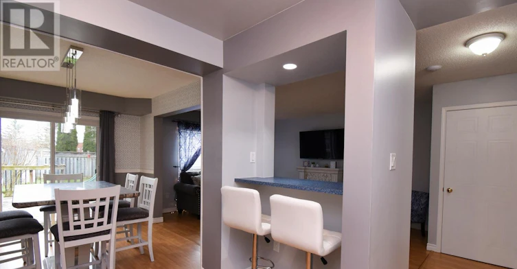 48 Newport Drive, Cambridge, ON, N3H 5P7 - 8