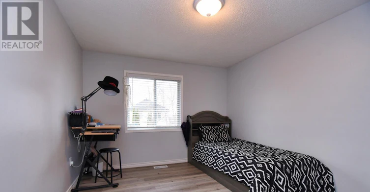 48 Newport Drive, Cambridge, ON, N3H 5P7 - 15