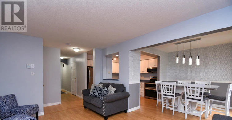 48 Newport Drive, Cambridge, ON, N3H 5P7 - 5