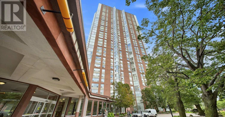 2910-5 Concorde Place, Toronto, ON, M3C 3M8 - 4