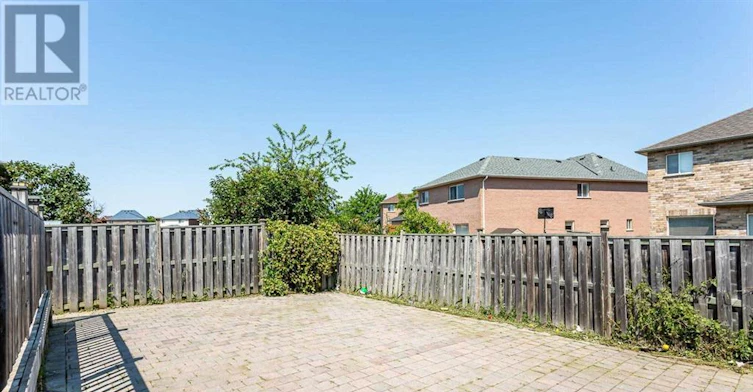 34 Raymond Bartlett Avenue, Markham, ON, L3R 5H7 - 36