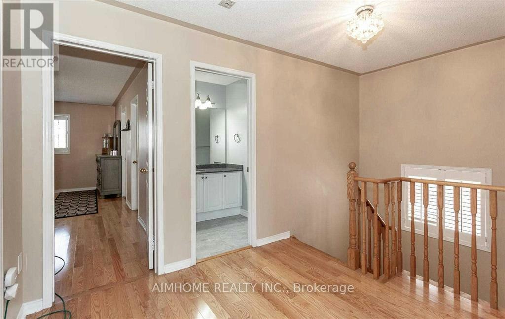 34 Raymond Bartlett Avenue, Markham, ON, L3R 5H7 - 15