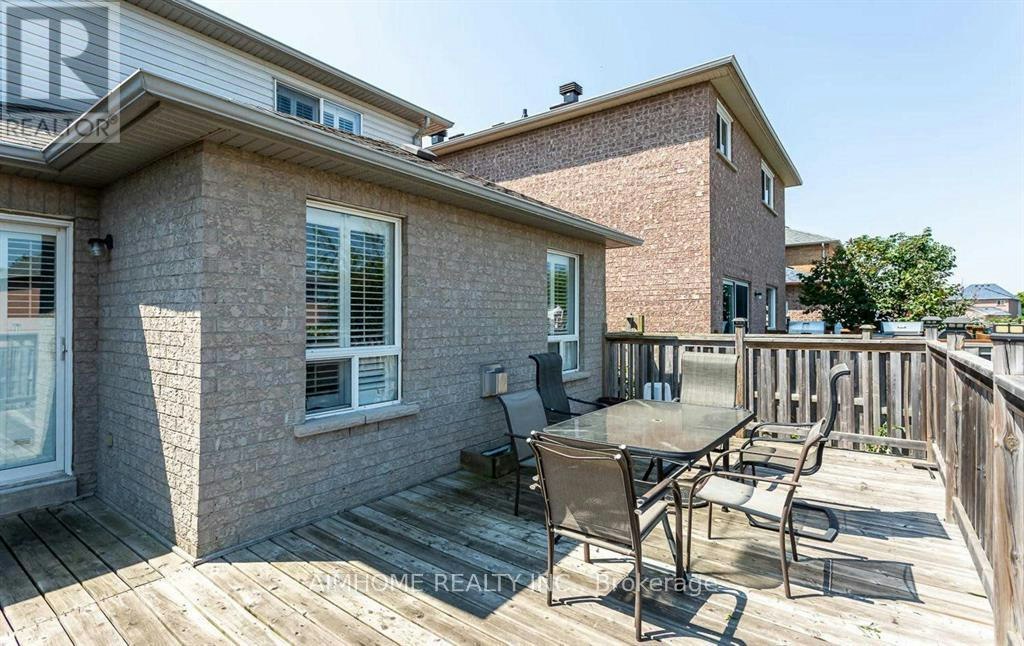 34 Raymond Bartlett Avenue, Markham, ON, L3R 5H7 - 37
