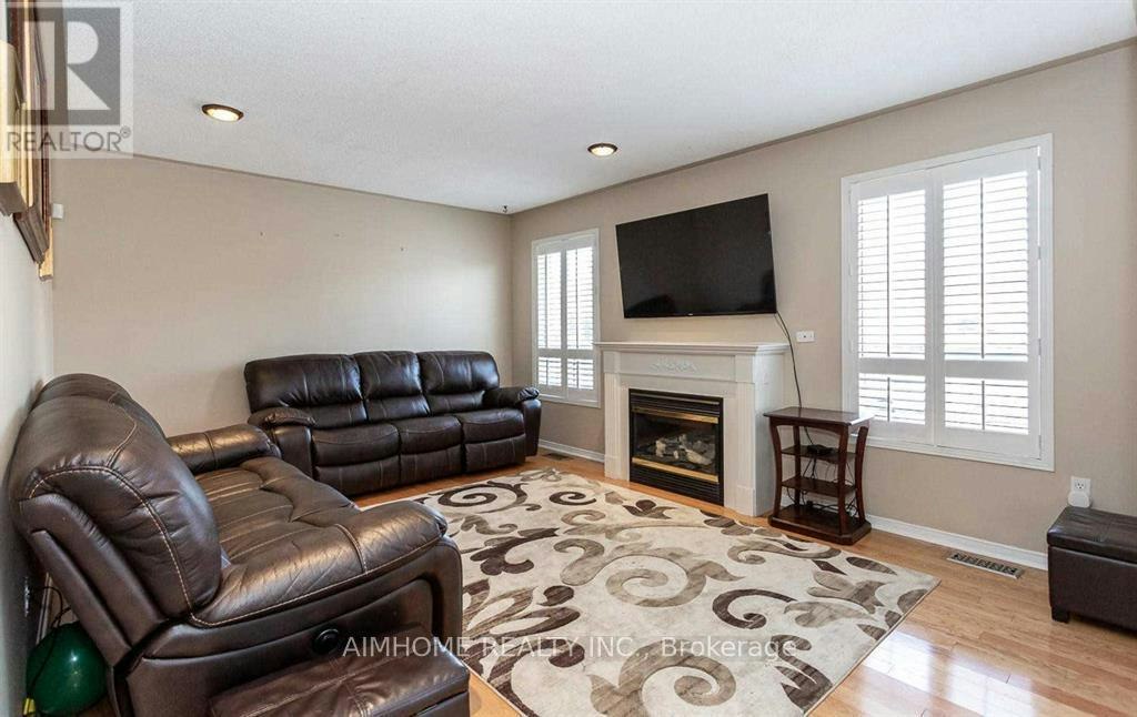 34 Raymond Bartlett Avenue, Markham, ON, L3R 5H7 - 8