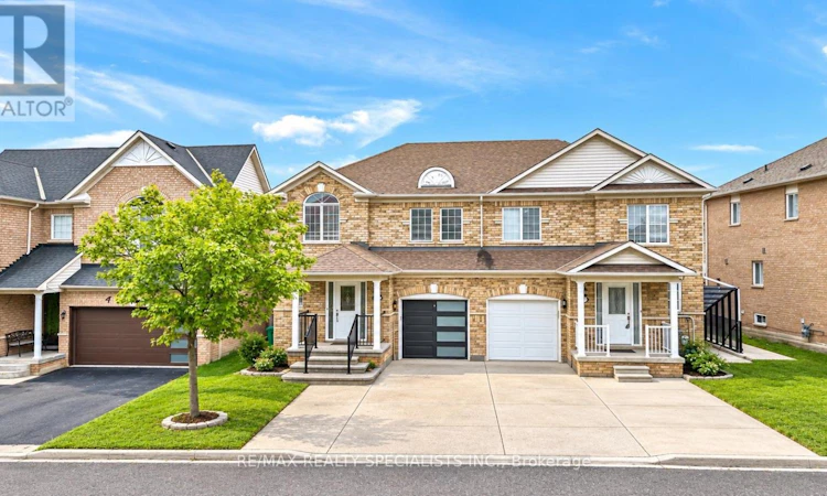 6 Topiary Lane