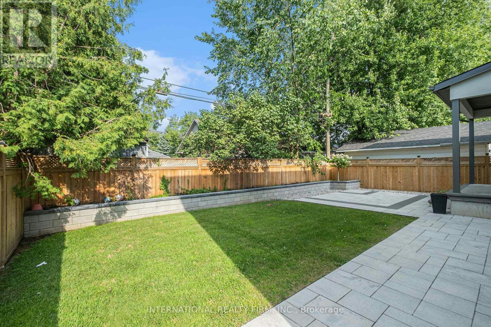 79 Boyce Avenue, Ottawa, ON, K2B 6J1 - 40