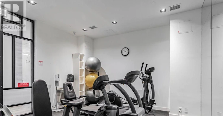 210-1630 Queen Street, Toronto, ON, M4L 0B3 - 3
