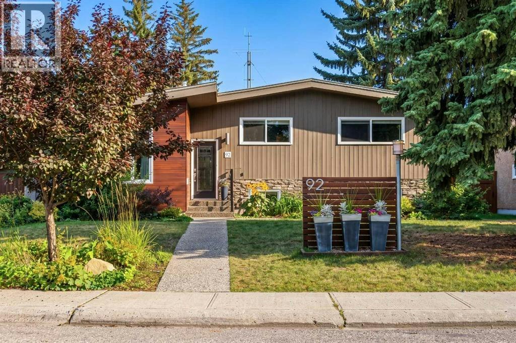 92 Chinook Drive SW, Calgary, AB, T2V 2P9