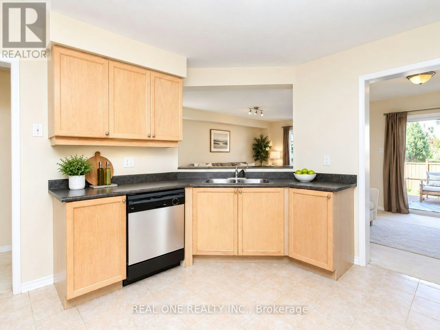 5289 Bushelgrove Circle, Mississauga, ON, L5M 6C6 - 5