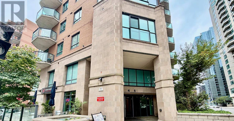 505-445 Laurier Avenue W, Ottawa, ON, K1R 0A2 - 2