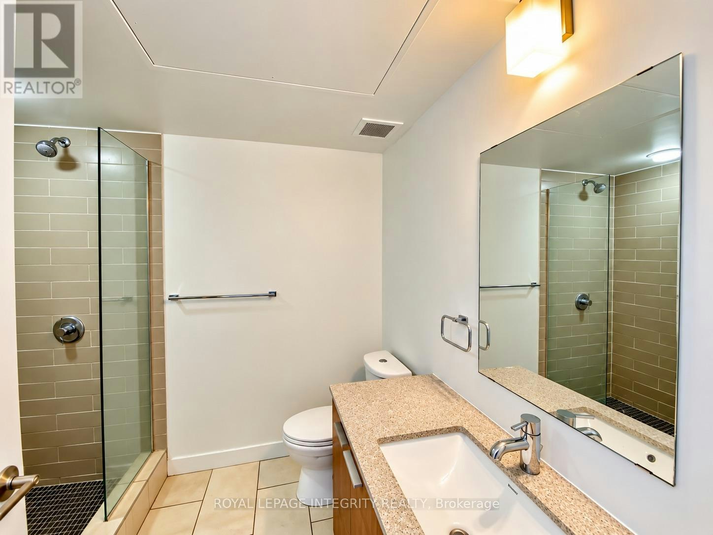 331-354 Gladstone Avenue, Ottawa, ON, K2P 0R4 - 7