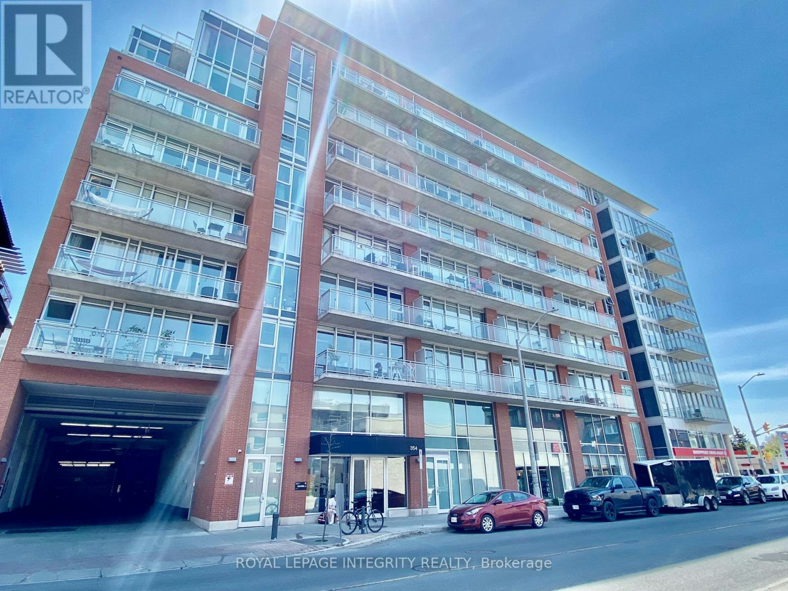 331-354 Gladstone Avenue, Ottawa, ON, K2P 0R4