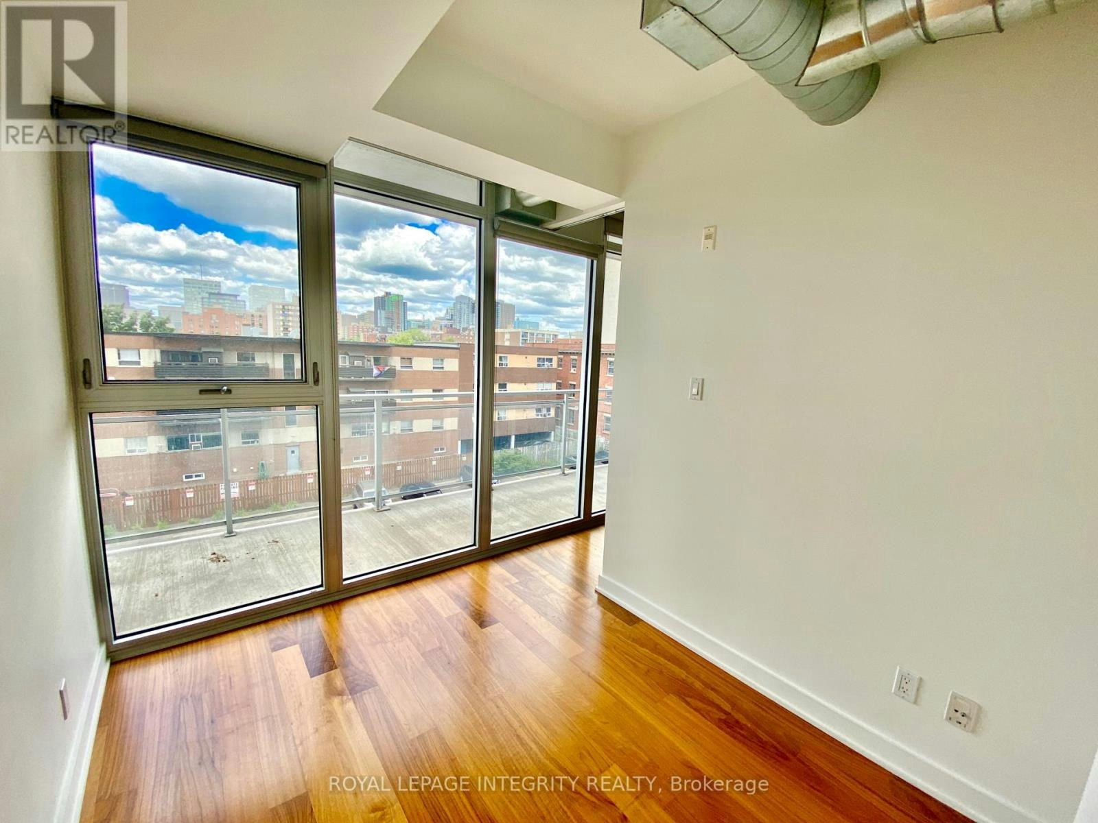 331-354 Gladstone Avenue, Ottawa, ON, K2P 0R4 - 11