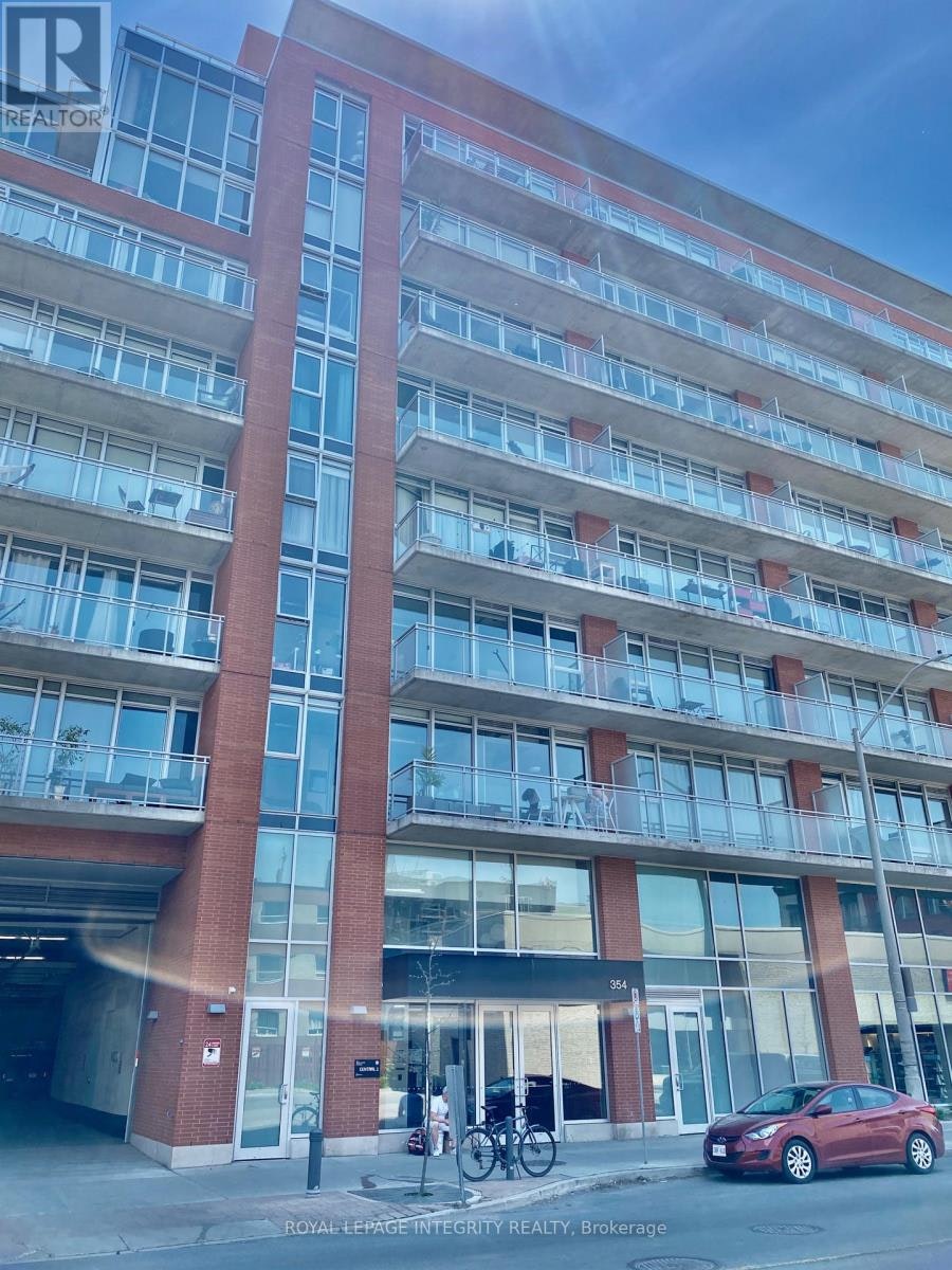 331-354 Gladstone Avenue, Ottawa, ON, K2P 0R4 - 2