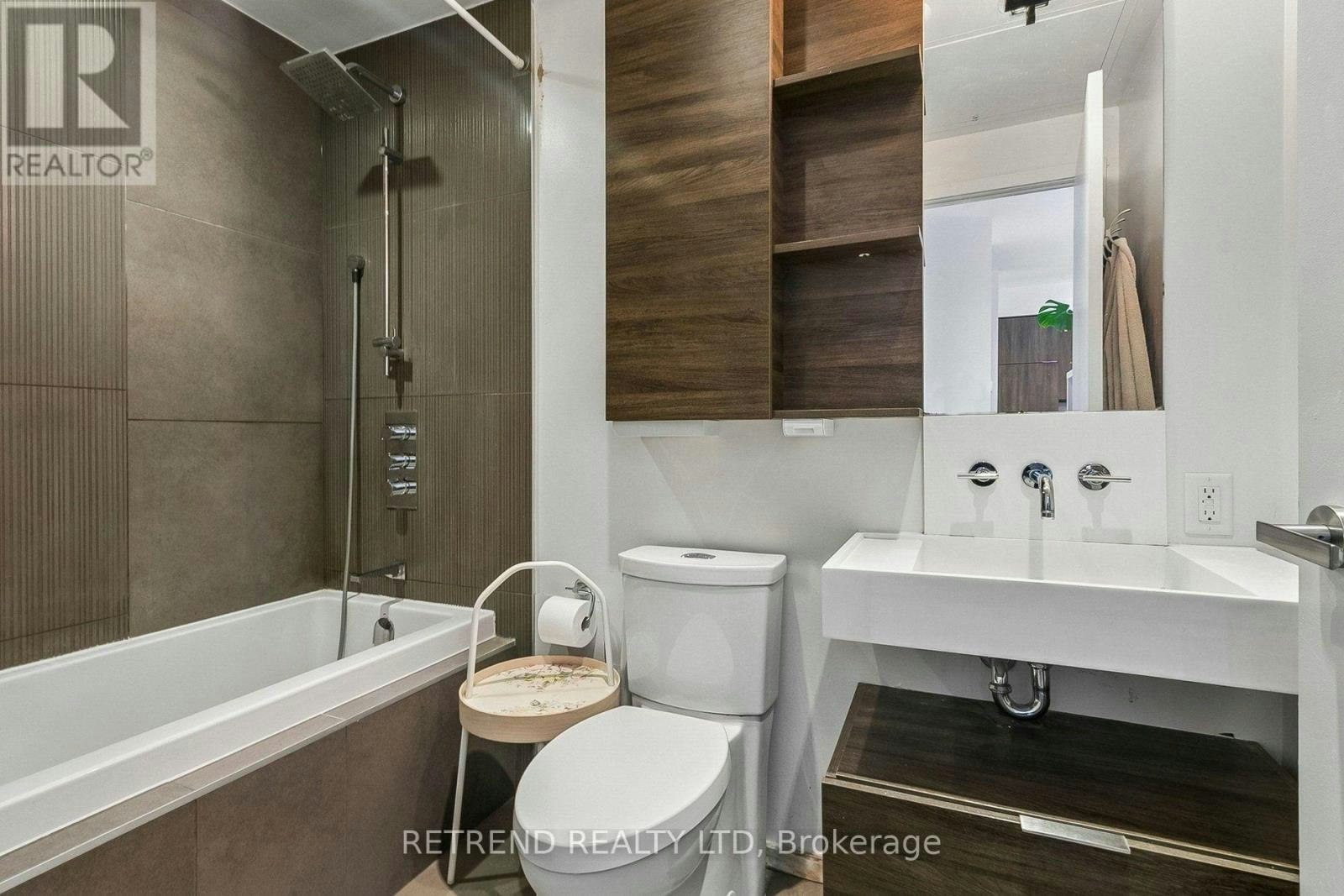 203-5 St. Joseph Street, Toronto, ON, M4Y 1J6 - 23