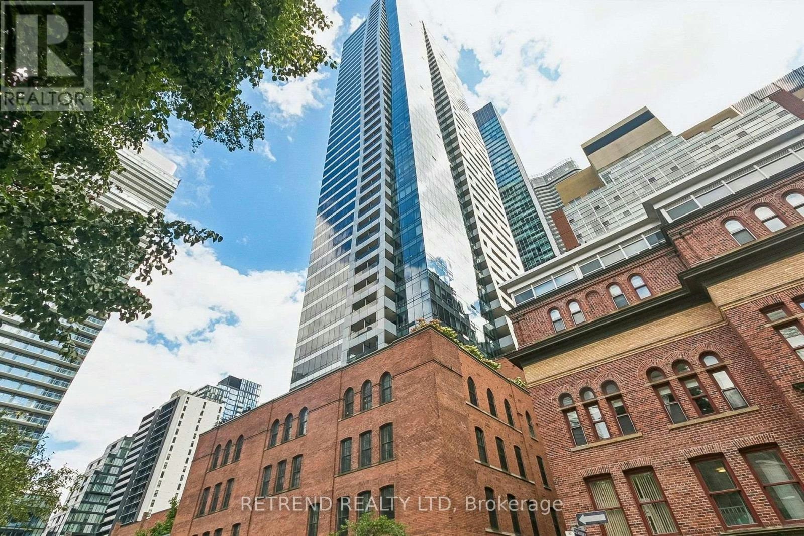 203-5 St. Joseph Street, Toronto, ON, M4Y 1J6