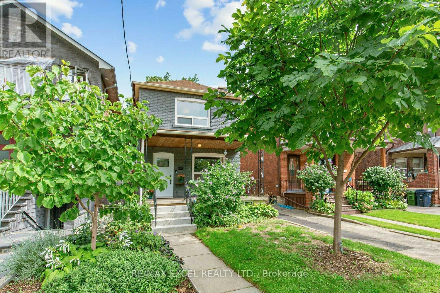 165 Winona Drive, Toronto, ON, M6G 3T1