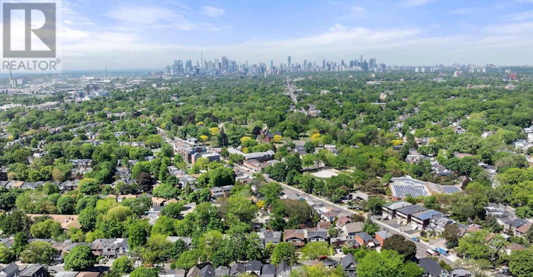 UPPER-327 Kenilworth Avenue, Toronto, ON, M4L 3S9 - 18