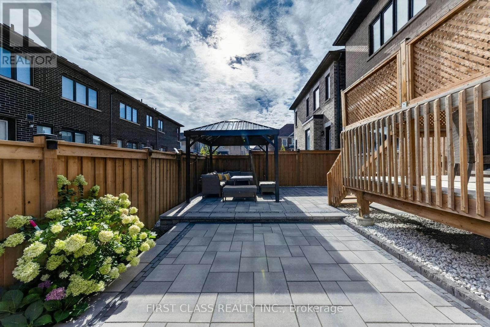 19 William Logan Drive, Richmond Hill, ON, L4E 1K6 - 12