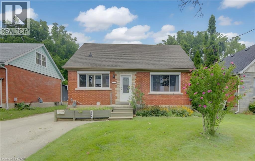 104 Mausser Avenue, Kitchener, ON, N2M 3K5