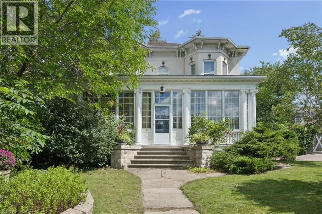 66 Park Hill Road E, Cambridge, ON, N1R 1P7