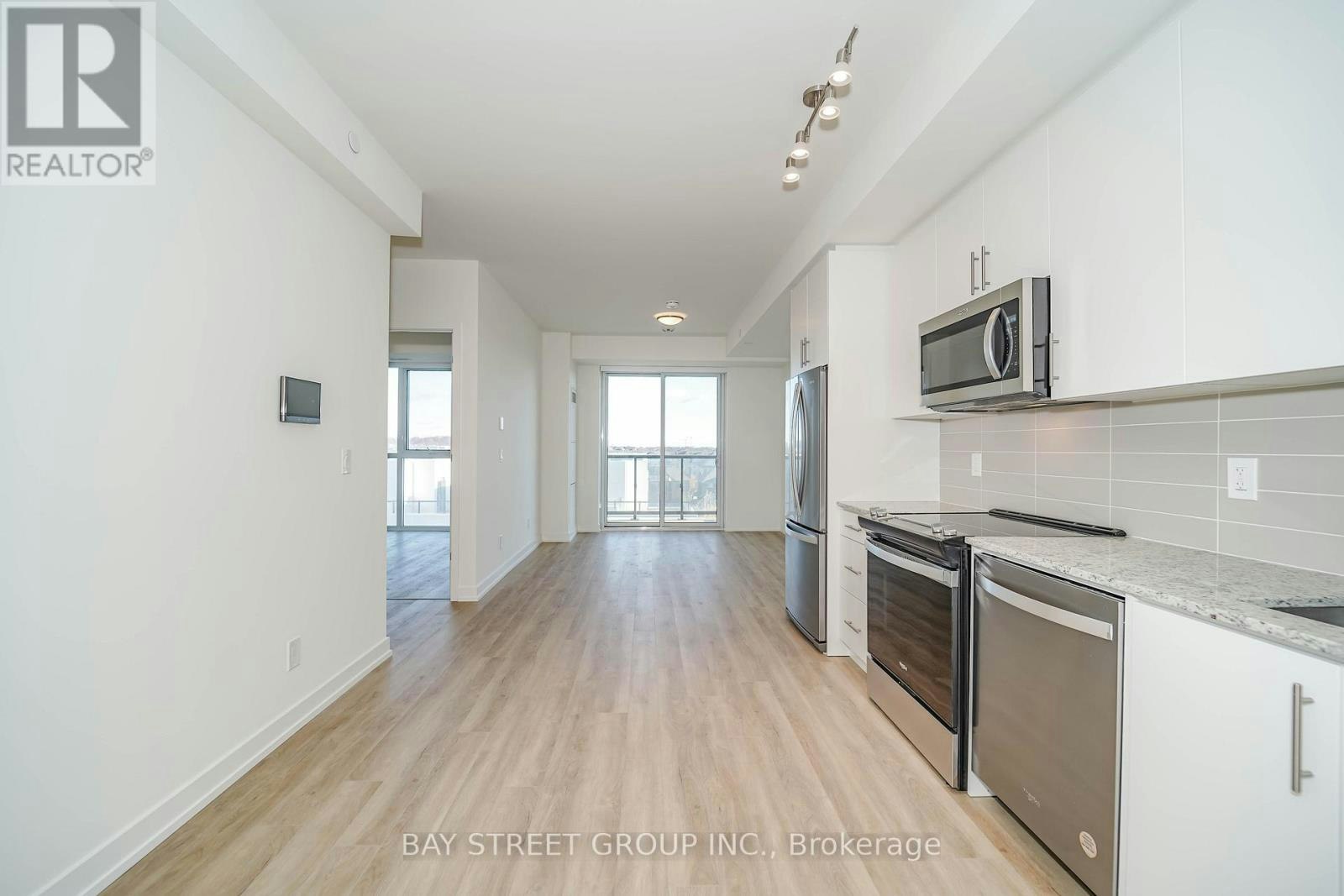 601-345 Wheat Boom Drive, Oakville, ON, L6H 7X4 - 8