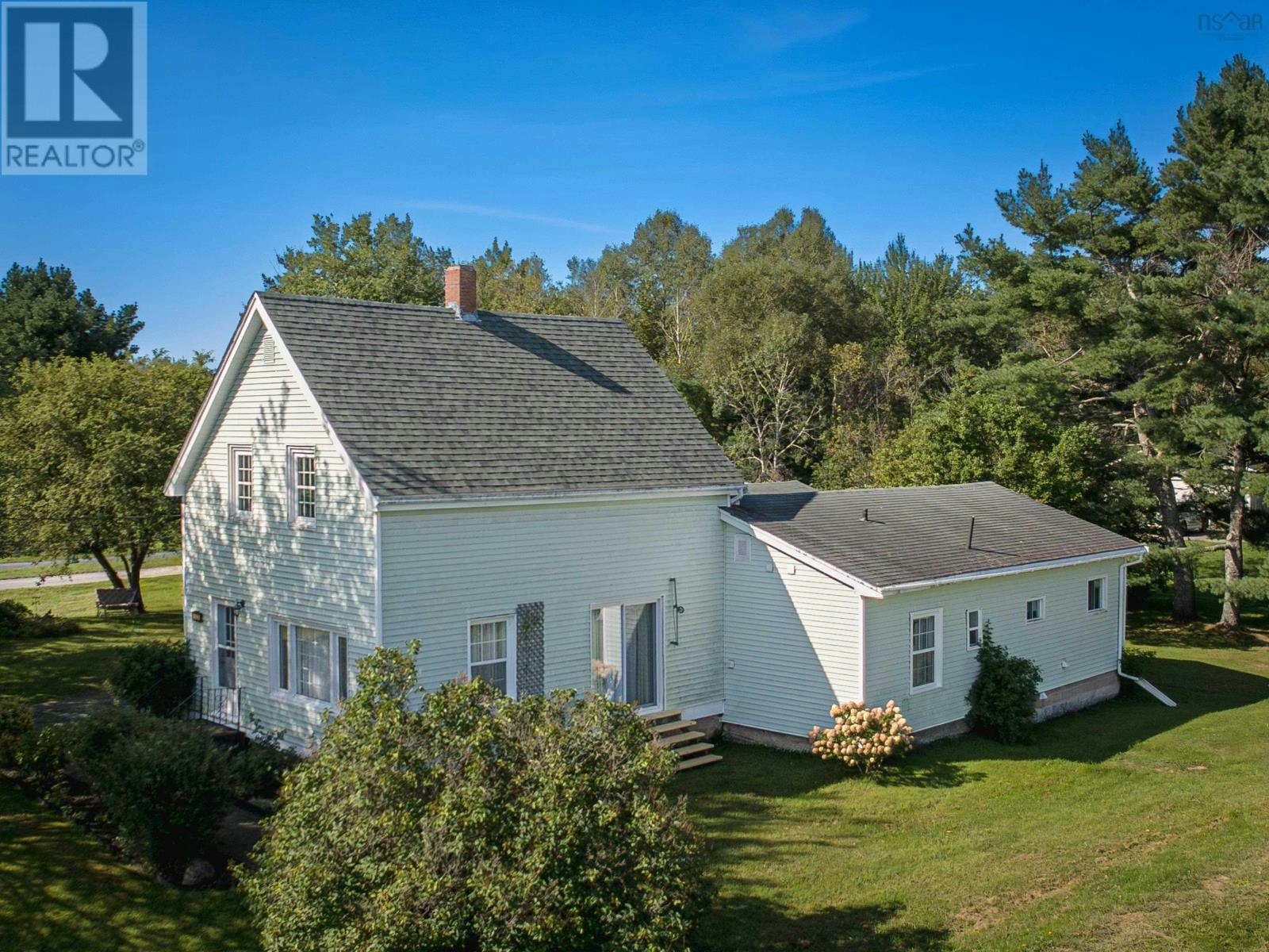 523 Old Trunk Road, Lantz, NS, B2S 1T1