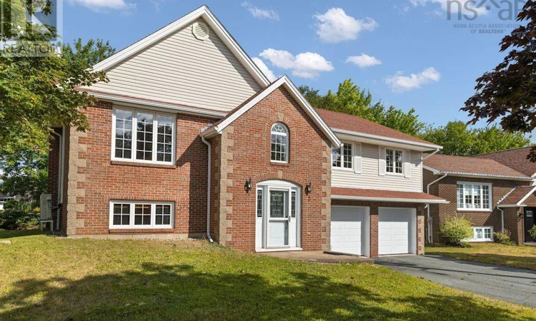 2 Huxley Close