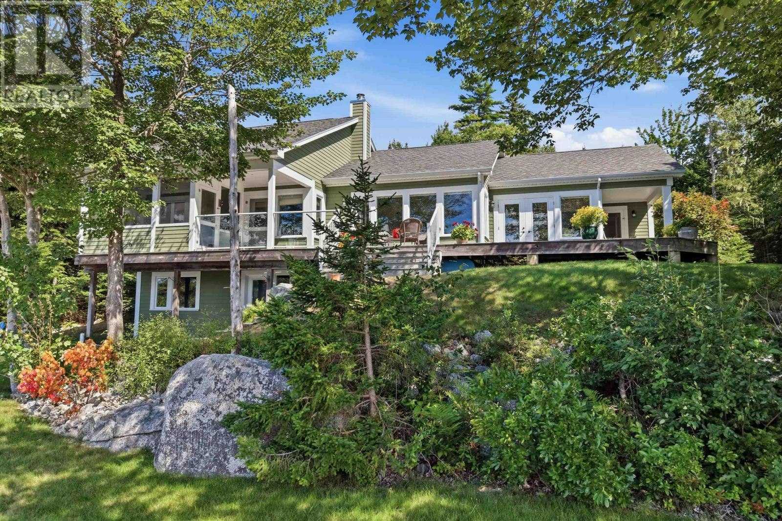 20 Sunny Point Lane, East River, NS, B0J 1J0