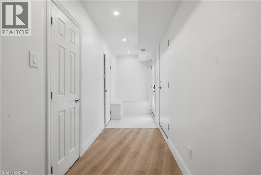 LOWER-1498 Paddington Court, Burlington, ON, L7M 1W7 - 4
