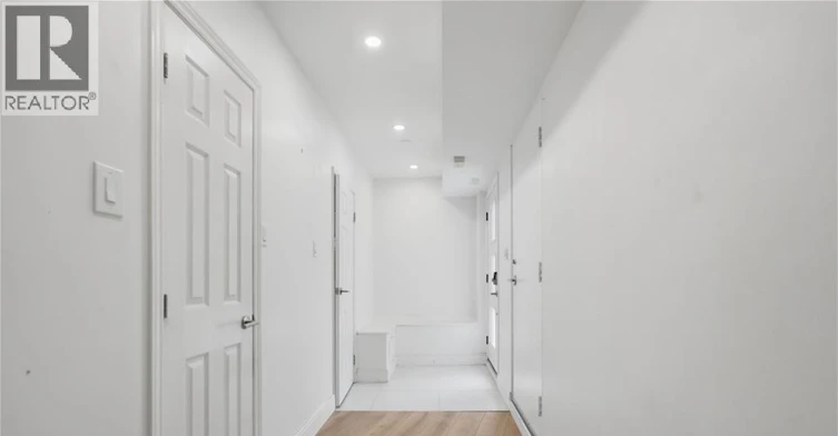 LOWER-1498 Paddington Court, Burlington, ON, L7M 1W7 - 4
