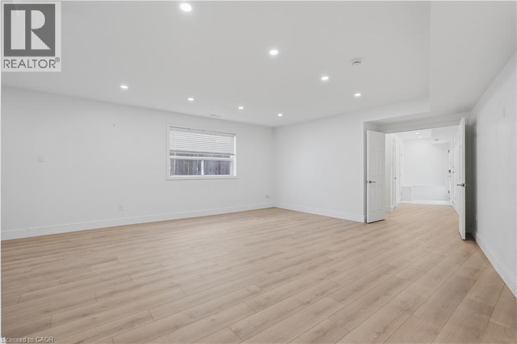 LOWER-1498 Paddington Court, Burlington, ON, L7M 1W7 - 13