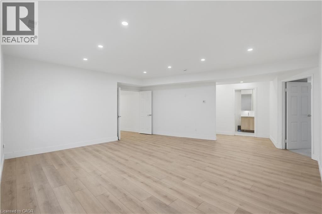 LOWER-1498 Paddington Court, Burlington, ON, L7M 1W7 - 12