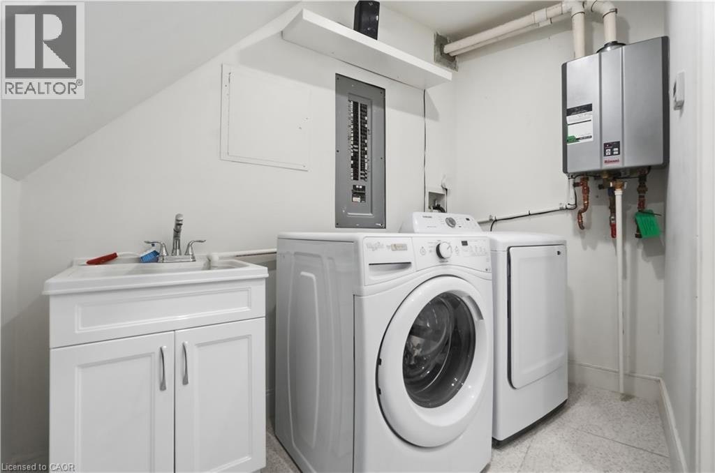 LOWER-1498 Paddington Court, Burlington, ON, L7M 1W7 - 18