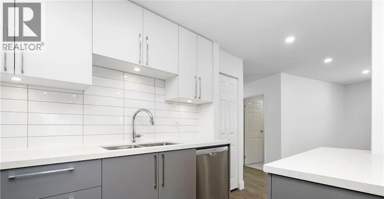 UPPER-1498 Paddington Court, Burlington, ON, L7M 1W7 - 12