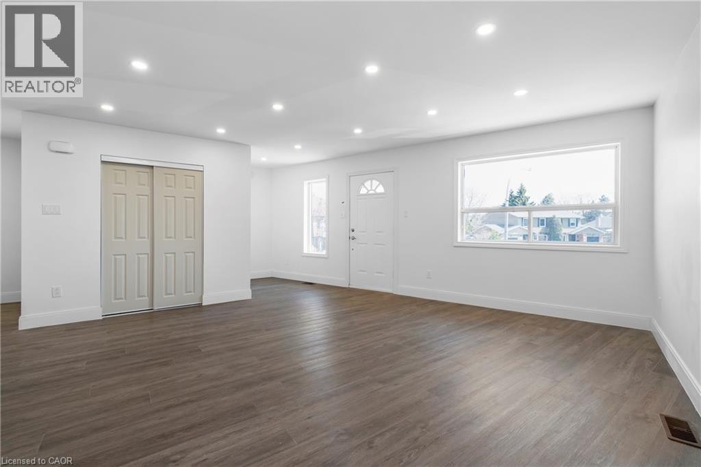 UPPER-1498 Paddington Court, Burlington, ON, L7M 1W7 - 7