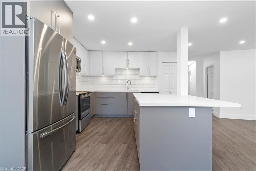 UPPER-1498 Paddington Court, Burlington, ON, L7M 1W7 - 10