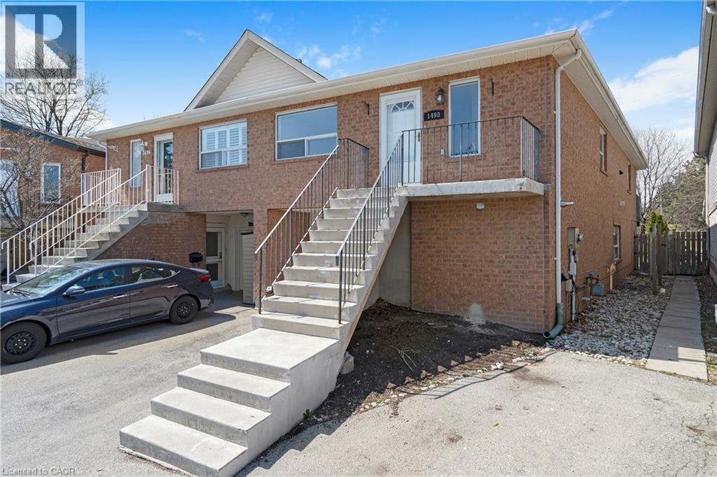UPPER-1498 Paddington Court, Burlington, ON, L7M 1W7 - 2