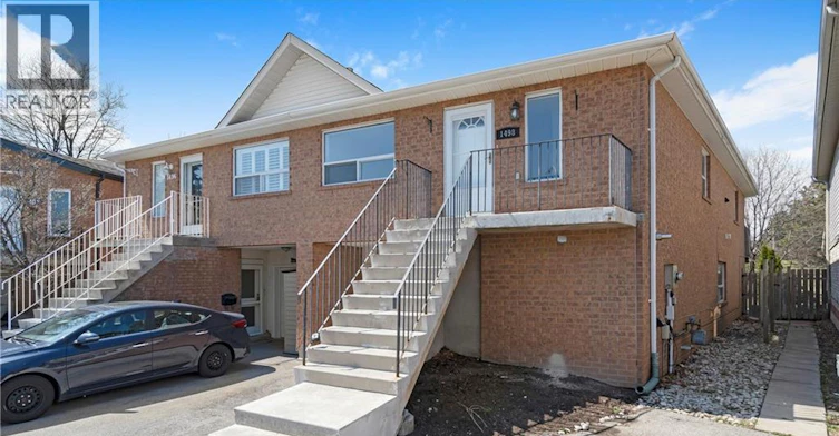 UPPER-1498 Paddington Court, Burlington, ON, L7M 1W7 - 2