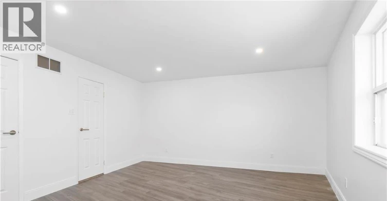UPPER-1498 Paddington Court, Burlington, ON, L7M 1W7 - 21